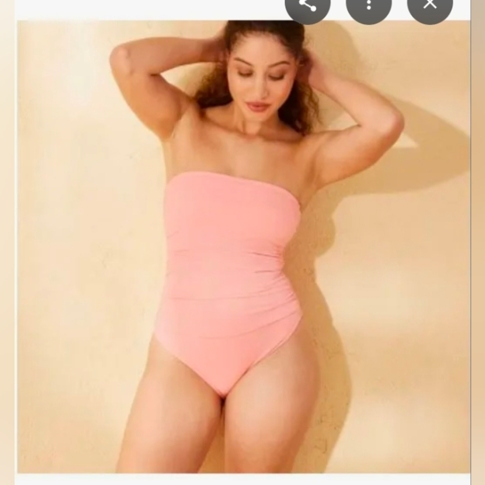 Shade & Shore Women's Ribbed High Leg Bandeau One Piece Swimsuit